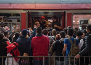 Göçmenlere açık kapı politikası AB’yi nasıl etkiledi?