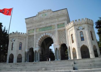 İstanbul Üniversitesi’nde yemekhaneye yüzde 50 zam