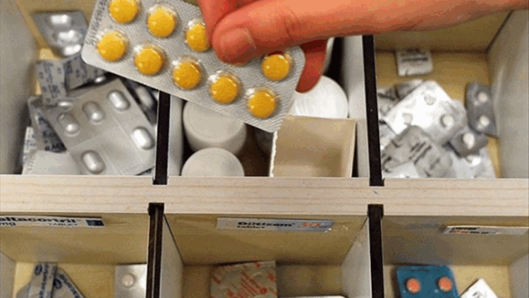 İlaç çetesi iddianamesi: Doktorların e-imzasıyla 585 bin kapsül uyuşturucu etkili hap temin etmişler