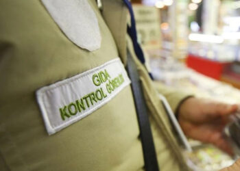 İsmini değiştirip satışa devam eden firmanın ürünlerinden yine domuz eti çıkmış