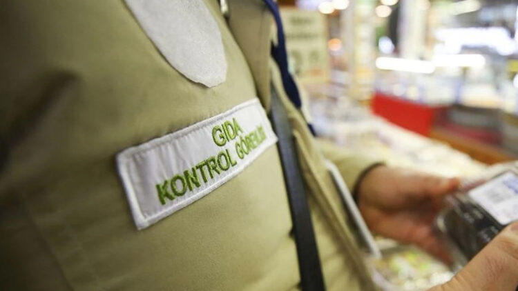 İsmini değiştirip satışa devam eden firmanın ürünlerinden yine domuz eti çıkmış