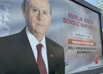 MHP’nin afişi tartışma başlattı