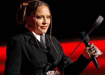 Şarkıcı Madonna, Gazze’yi ziyaret etmesi için Papa’ya çağrıda bulundu