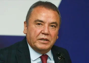 Muhittin Böcek: 14 ilaç kullanıyorum, bana ev hapsini bile çok görüyorlar