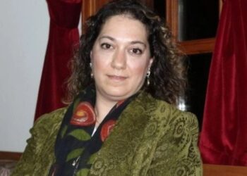 Abdülhamid’in torunundan hükümete çağrı: “300 binden fazla öğrenci okulu bıraktı, çalışma yapılıyor mu?”