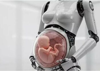 Dünyada ilk: Robot anneler, insan bebekler doğuracak