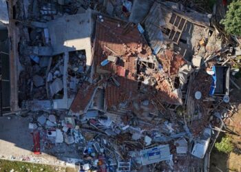 Balıkesir’de yıkılan binanın sahibi ve müteahhiti gözaltına alındı