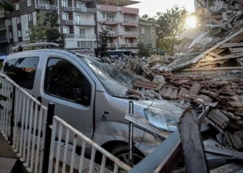 6,1’lik deprem: Balıkesir’de 152 bina ağır hasarlı