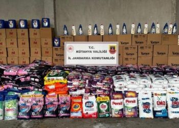 Kütahya’da bir evden 7,9 ton sahte deterjan çıktı