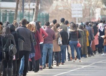 1 milyon gencin iş bulma ümidi yok