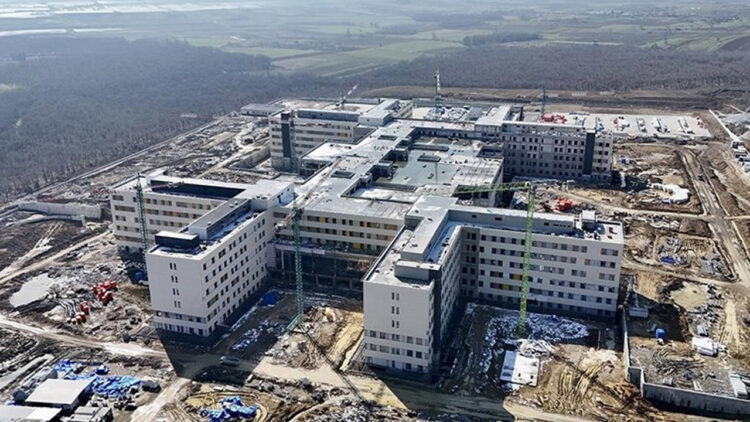 Hastane yoluna 15 milyon TL