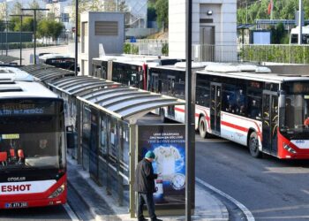 İzmir’de toplu ulaşıma zam: Yeni tarifeye 1 Eylül’de geçilecek