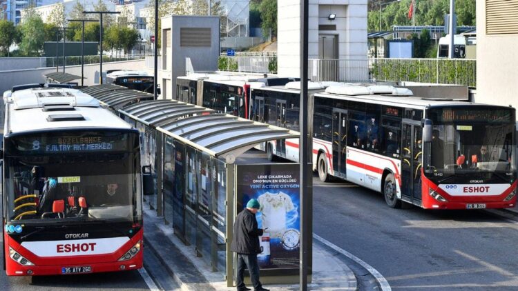İzmir’de toplu ulaşıma zam: Yeni tarifeye 1 Eylül’de geçilecek