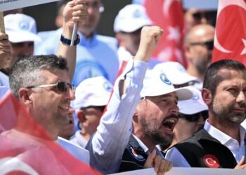 Memur ve emekliye ikinci zam teklifi belli oldu