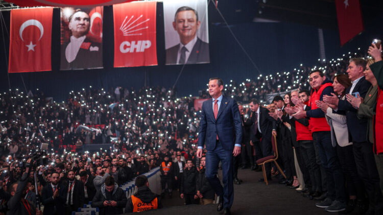 Altı soruda CHP kurultayına giden yargı süreci