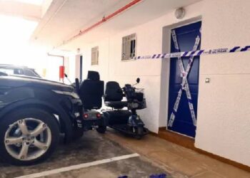 64 yaşındaki kadın, yakın arkadaşını elektrikli süpürge kablosuyla boğarak öldürdü