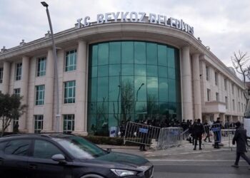 CHP’de ‘Beykoz’ depremi: 3 isim istifa etti