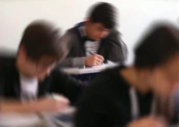 Çanakkale’de okulda akran dehşeti: 14 yaşındaki çocuk beyin kanaması geçirdi, yoğun bakımda