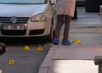 İzmir’de karakol saldırısı: Gözaltına alınan 16 çocuk serbest