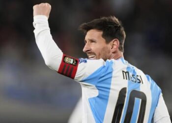 Messi’nin Arjantin’deki son dansı: Monumental’de iki golle ve gözyaşlarıyla veda etti; Dünya Kupası için açık kapı bıraktı