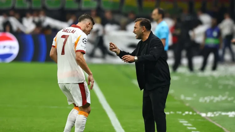 Okan Buruk kadroyu değiştiriyor: Frankfurt hezimetinin faturası 3 futbolcuya kesildi