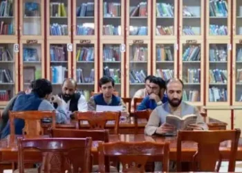 Taliban kadınların yazdığı kitapları üniversitelerde yasakladı