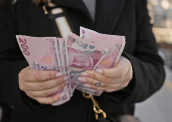 Türkiye’nin dev bankasında IBAN krizi: Para transferleri aktarılamıyor