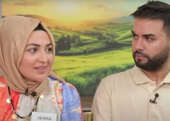 Ünlü fenomen türbanını çıkardı sosyal medya karıştı: “Benim mezarıma siz mi gireceksiniz?”