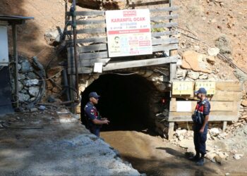 Maden ocağında göçük: 2 işçiye ulaşılamıyor