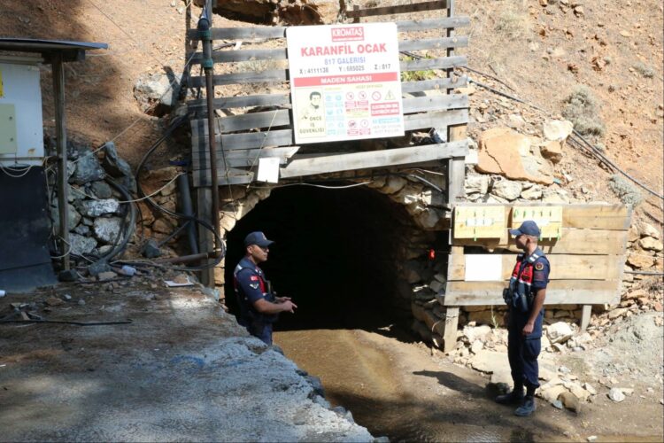 Maden ocağında göçük: 2 işçiye ulaşılamıyor