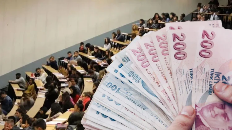 Üniversite okumanın aylık maliyeti asgari ücretin 2 katına çıktı