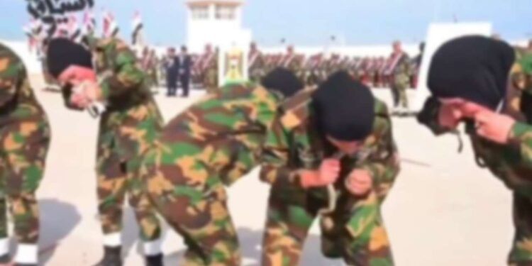 İnsanlıktan utandıran görüntüler: Ordudan mezun olan kadınlar hayvanları canlı canlı yedi