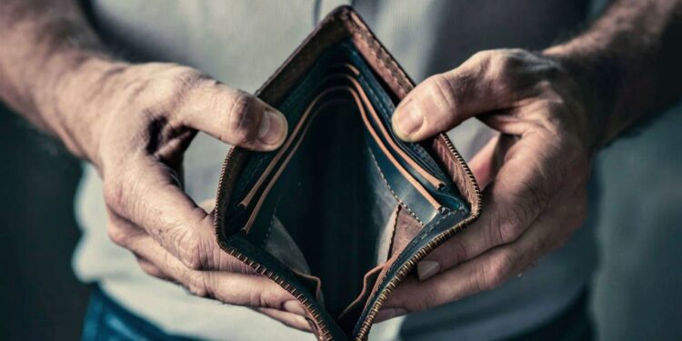 Çarpıcı rapor: Her üç İstanbulludan biri temel ihtiyaçlarını bile karşılayamıyor