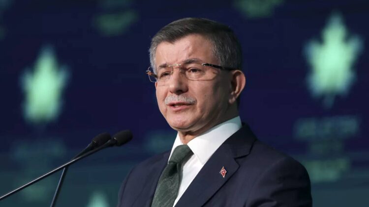Ahmet Davutoğlu’nun konferansı iptal edildi, Gelecek Partisi’nden “Salon vermeyin, başvuru dahi almayın talimatı verildi” iddiası