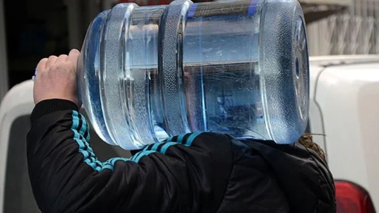 Ambalajlı su fiyatlarında bir yılda en az yüzde 50 artış