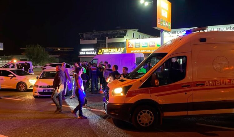 Balıkesir’de saldırgan ortalığı kana buladı: Gasp ettiği araçla dehşet saçtı, 2 kişiyi öldürüp polisle çatıştı