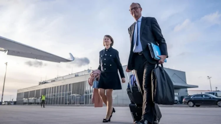 Çok konuşulacak fotoğraf: Almanya Başbakanı Türkiye’ye böyle geldi