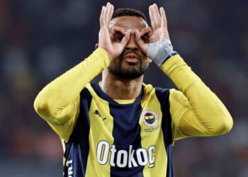Fenerbahçe yönetiminden karar: En-Nesyri gemileri yaktı