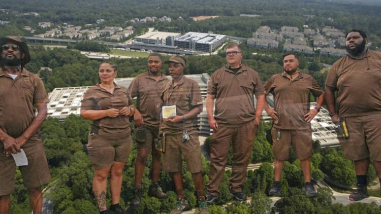 Kargo şirketi, on binlerce çalışanını işten çıkardı