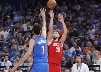 NBA’in açılış maçına Alperen Şengün damgası: NBA tarihine geçti, kariyer rekoru kırdı