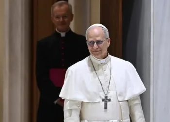 Papanın ilk hayır işi: Gazze’deki çocuklara 5 bin doz antibiyotik gönderilecek