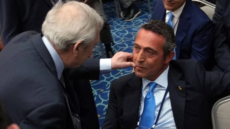 Aziz Yıldırım, Ali Koç’un yanağından makas aldı