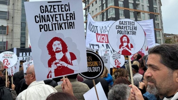 Öldürülen gazeteci Hakan Tosun son yolculuğuna uğurlandı