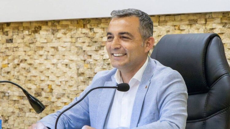 Manavgat Belediye Başkanı CHP’den istifa etti