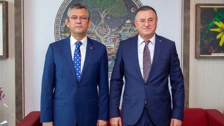 Özgür Özel hakkında suç duyurusunda bulundu