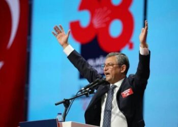 Aralarında Ekrem İmamoğlu’nun da bulunduğu 12 sanıklı CHP 38. Kurultayı’na ilişkin ceza davası ertelendi