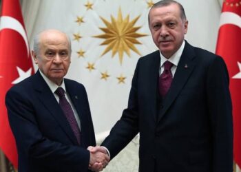 İmralı kulisleri: Oy kaygısı AKP’yi frenlerken, Bahçeli’nin baskısı ittifak içi tansiyonu yükseltiyor