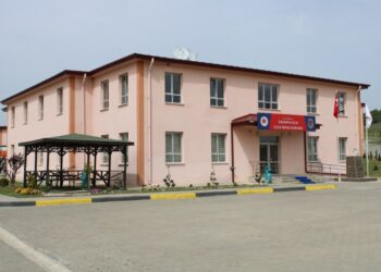 Cezaevinde gıda zehirlenmesi: 171 kişi hastaneye kaldırıldı