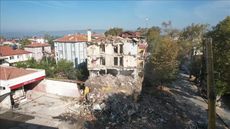 ‘Deprem fırtınası’: Balıkesir Sındırgı’da neden bu kadar sık deprem oluyor?