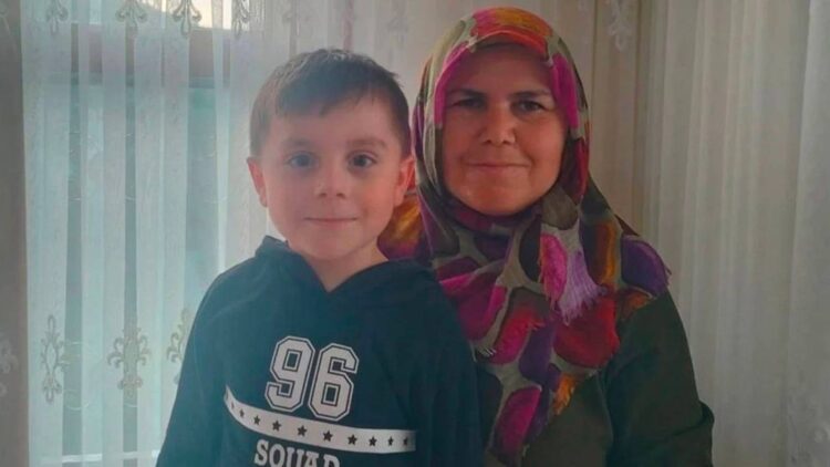 Dokuz gündür haber alınamıyordu; 5 yaşındaki Osman’ın ve annesi Huriye Helvacı’nın cesedi bulundu